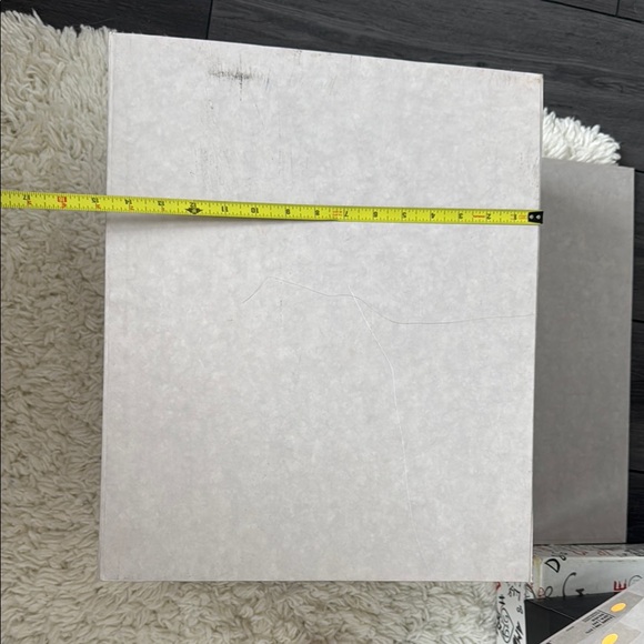 Jimmy Choo Luxury Shoe Box - Picture 3 of 4